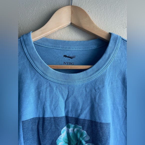 New Madewell NYBG Men Blue Design T Shirt Size Medium - Picture 2 of 11
